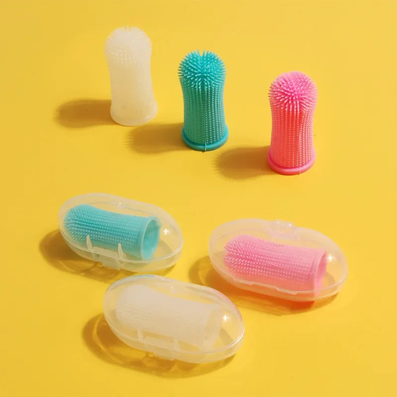 Soft Silicone Finger Toothbrush for Dogs & Cats – Gentle Teeth & Gum Cleaning
